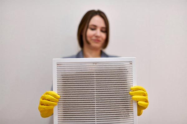 cleaning a filter